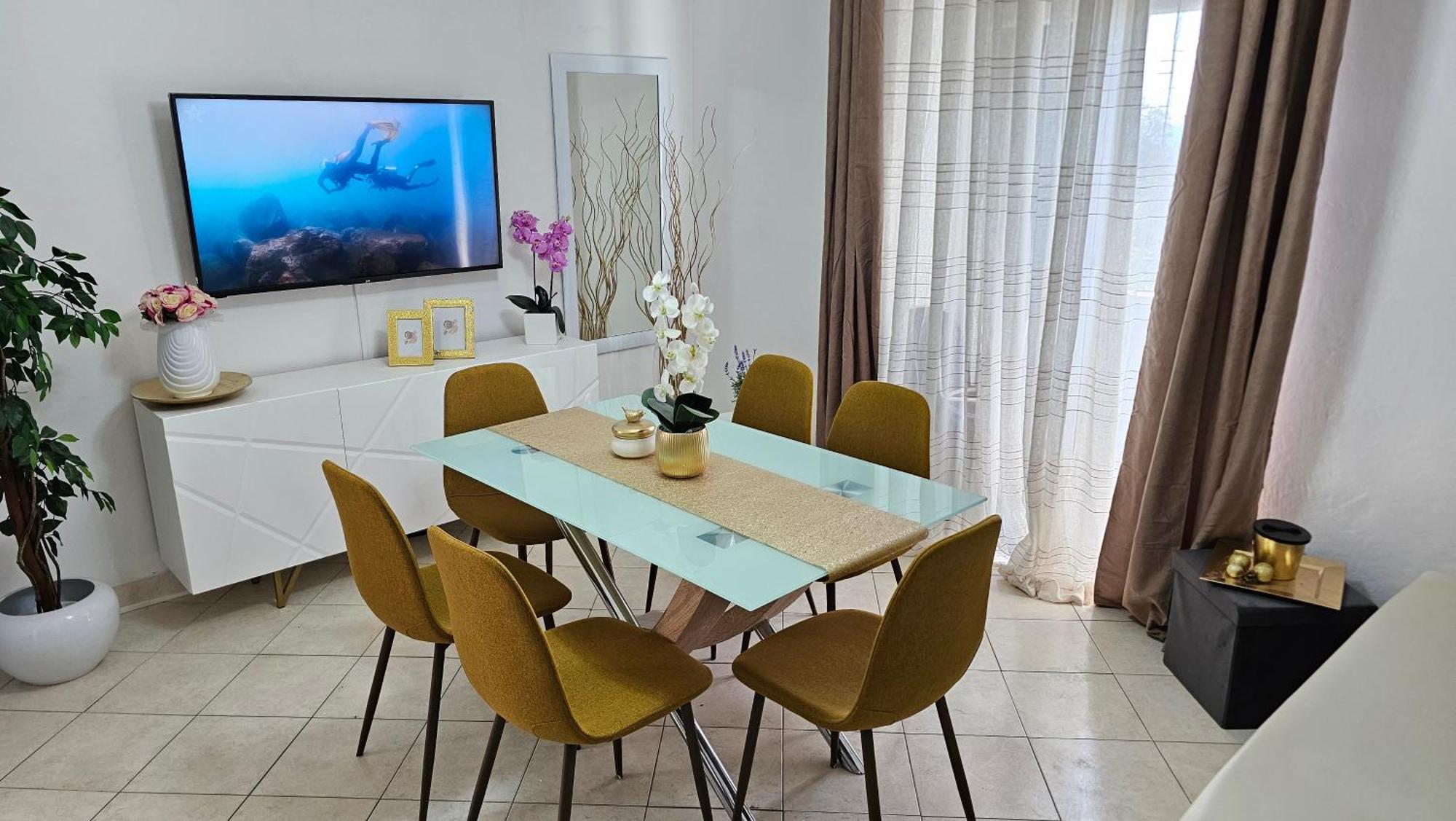 Apartment Milevoj Koromačno Esterno foto